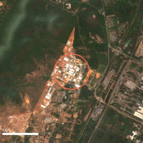 Sentinel-2 image, 4 by 4 km, around Nadupura; ring shows 500 m radius